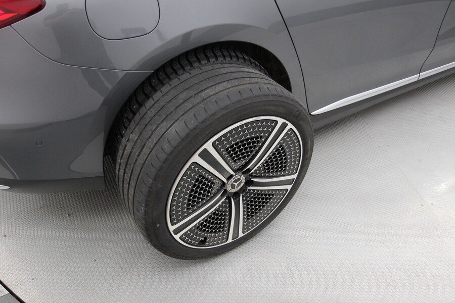 Mercedes-Benz EQE vaihtoauto