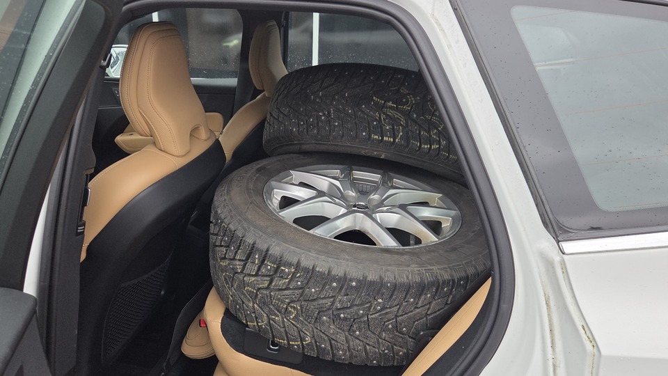 Volvo XC60 vaihtoauto