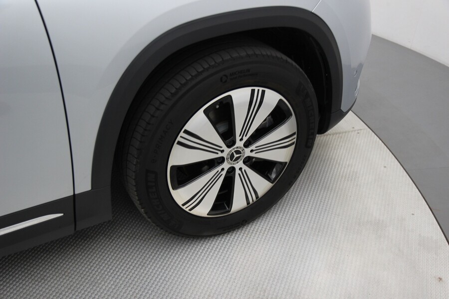 Mercedes-Benz EQA vaihtoauto