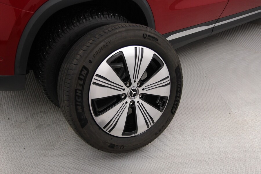 Mercedes-Benz EQA vaihtoauto