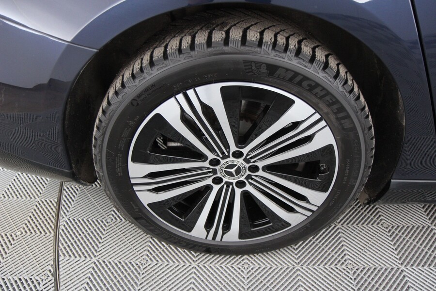 Mercedes-Benz EQS vaihtoauto