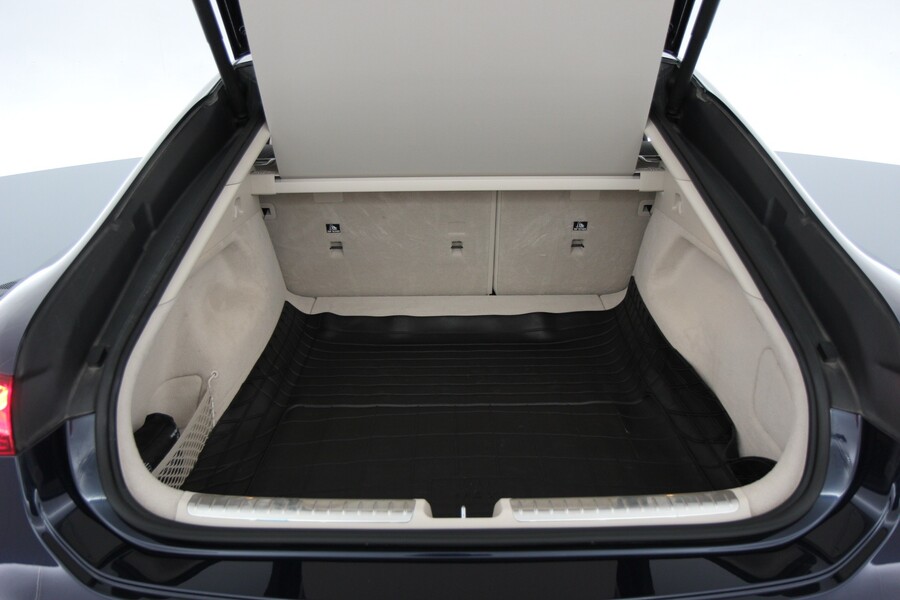 Mercedes-Benz EQS vaihtoauto