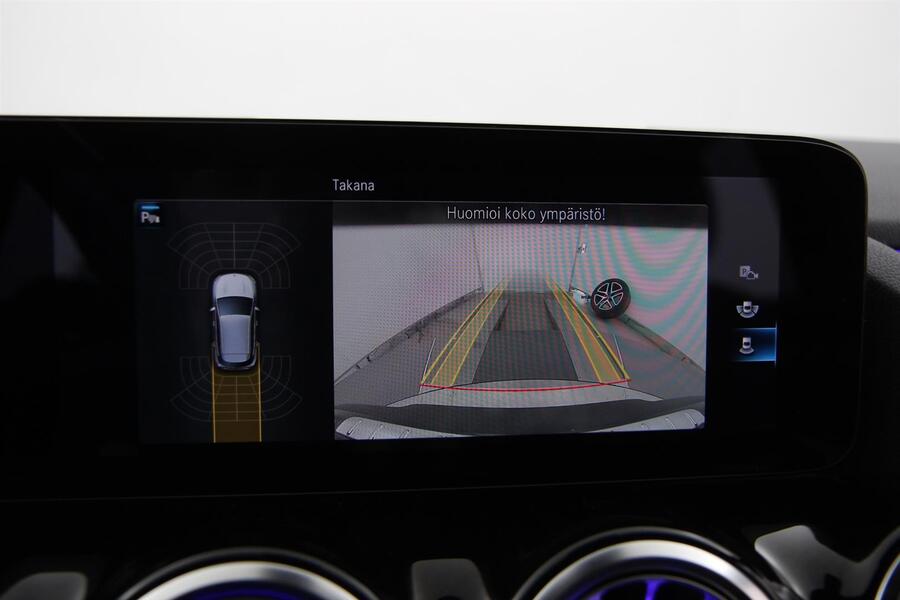 Mercedes-Benz EQA vaihtoauto