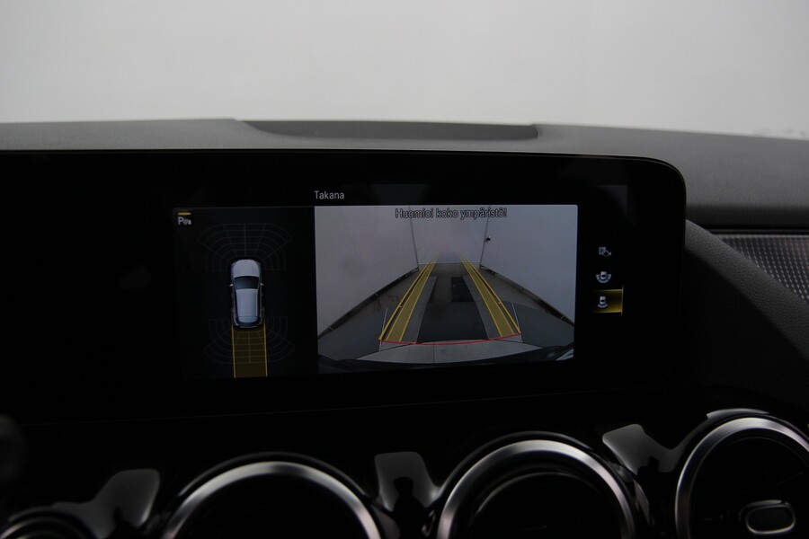 Mercedes-Benz GLA vaihtoauto