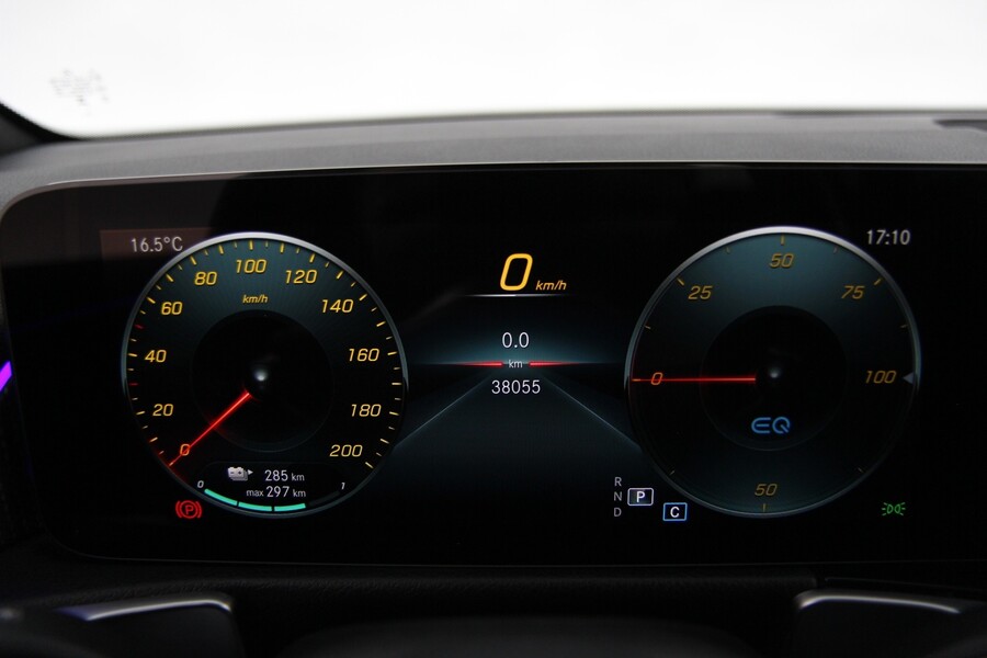 Mercedes-Benz EQB vaihtoauto