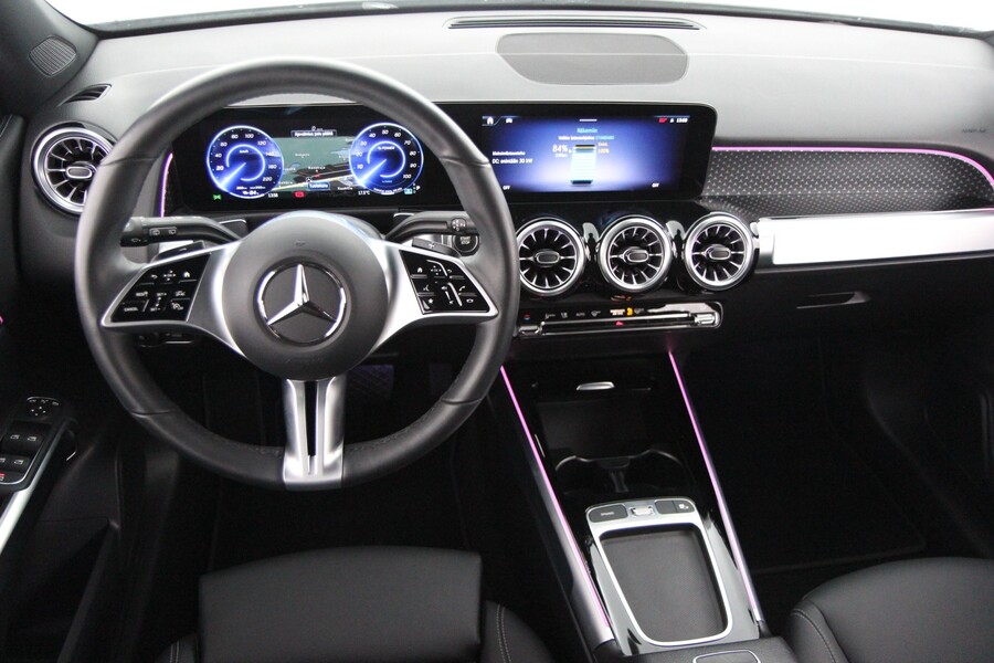 Mercedes-Benz EQB vaihtoauto