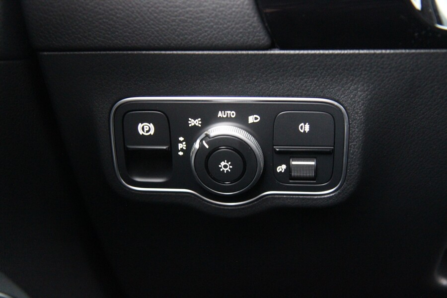 Mercedes-Benz GLA vaihtoauto