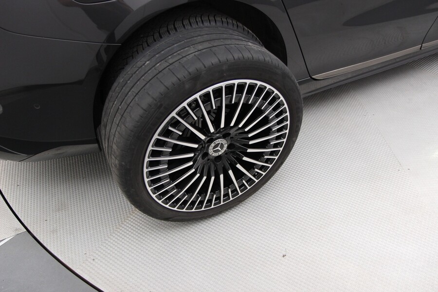 Mercedes-Benz EQS vaihtoauto