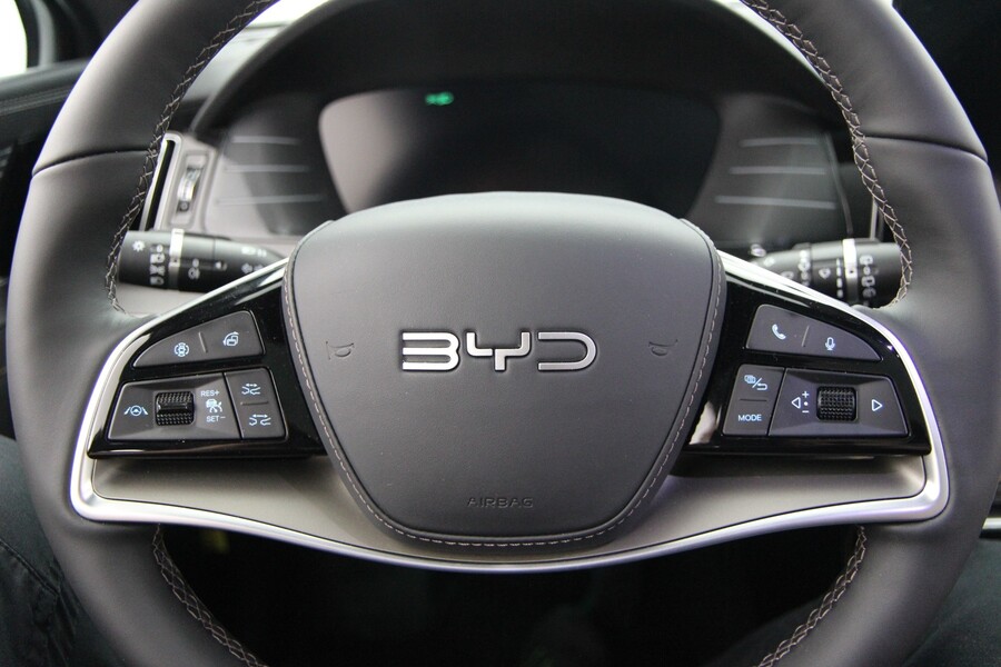 BYD Tang vaihtoauto