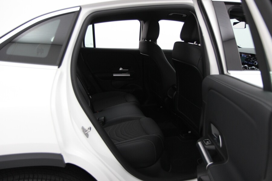 Mercedes-Benz EQA vaihtoauto