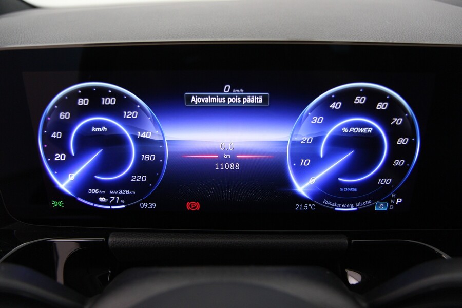 Mercedes-Benz EQA vaihtoauto