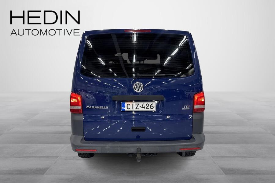 Volkswagen Caravelle vaihtoauto