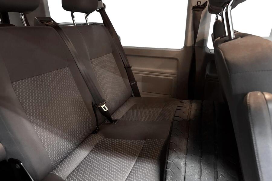 Volkswagen Caravelle vaihtoauto