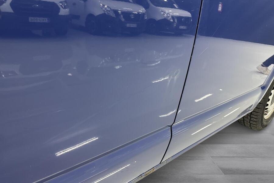 Volkswagen Caravelle vaihtoauto