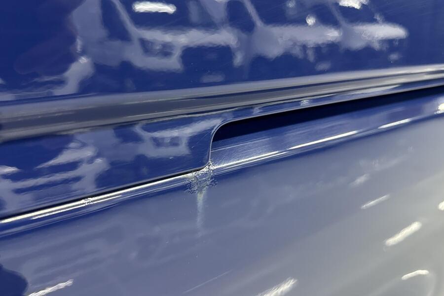 Volkswagen Caravelle vaihtoauto