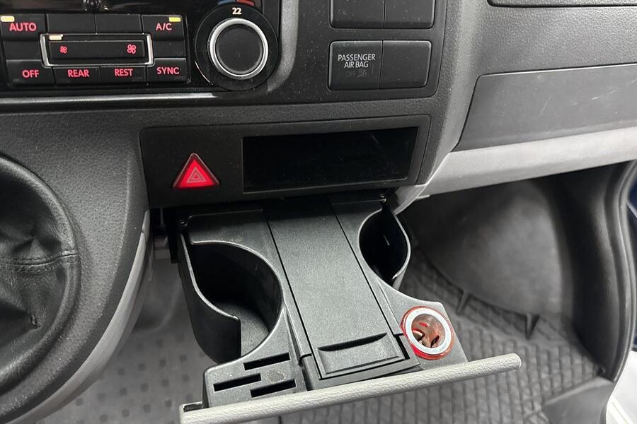 Volkswagen Caravelle vaihtoauto