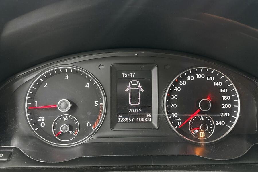 Volkswagen Caravelle vaihtoauto