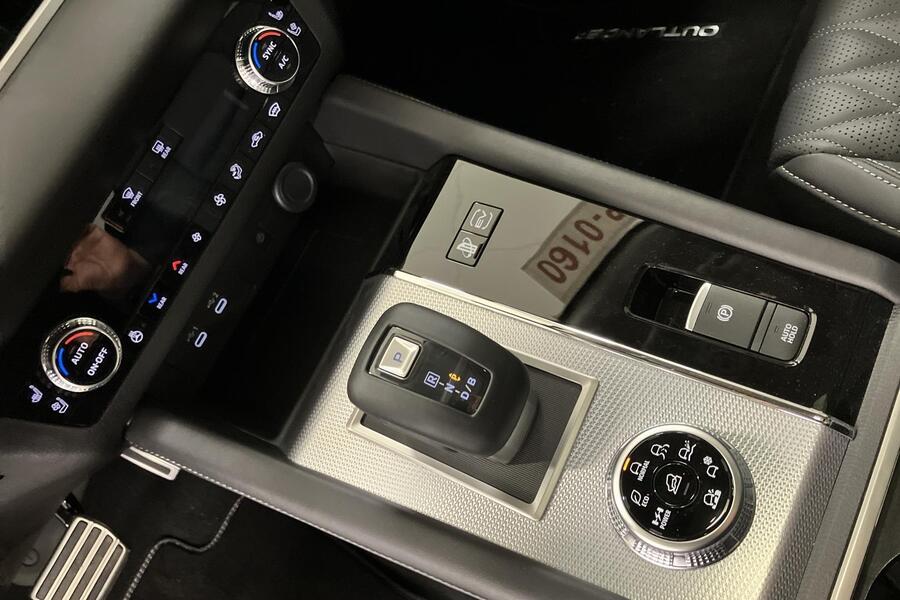 Mitsubishi Outlander vaihtoauto