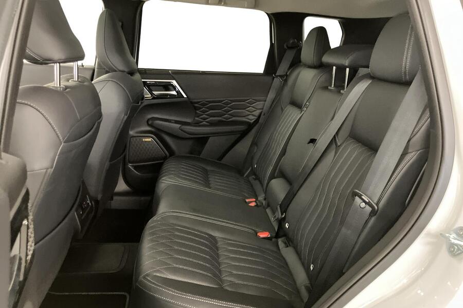 Mitsubishi Outlander vaihtoauto