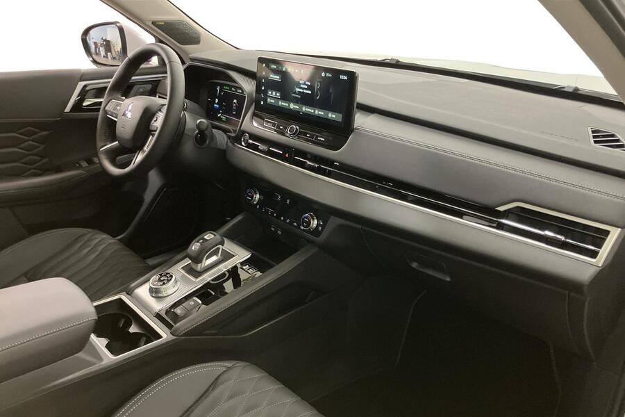 Mitsubishi Outlander vaihtoauto