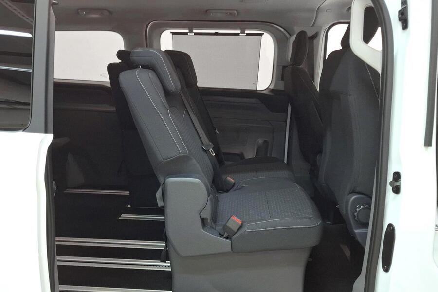 Ford Tourneo Custom vaihtoauto