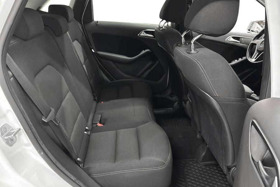 Mercedes-Benz B vaihtoauto