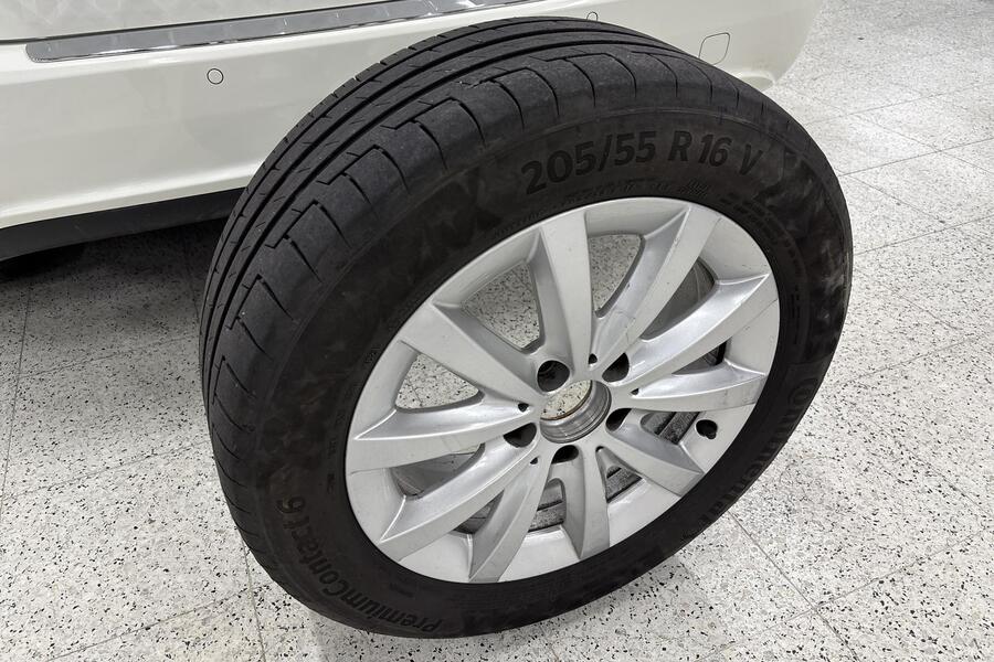 Mercedes-Benz B vaihtoauto