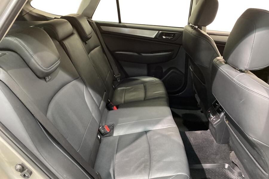 Subaru Outback vaihtoauto