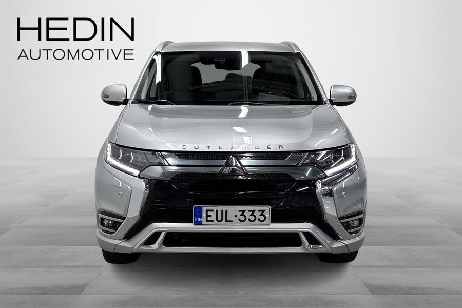Mitsubishi Outlander PHEV vaihtoauto