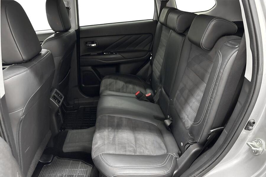 Mitsubishi Outlander PHEV vaihtoauto