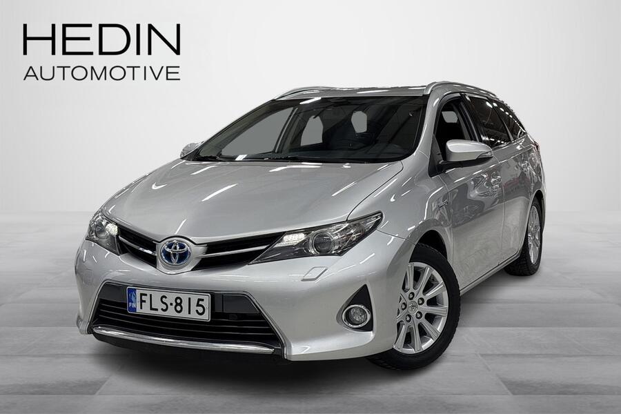 Toyota Auris vaihtoauto