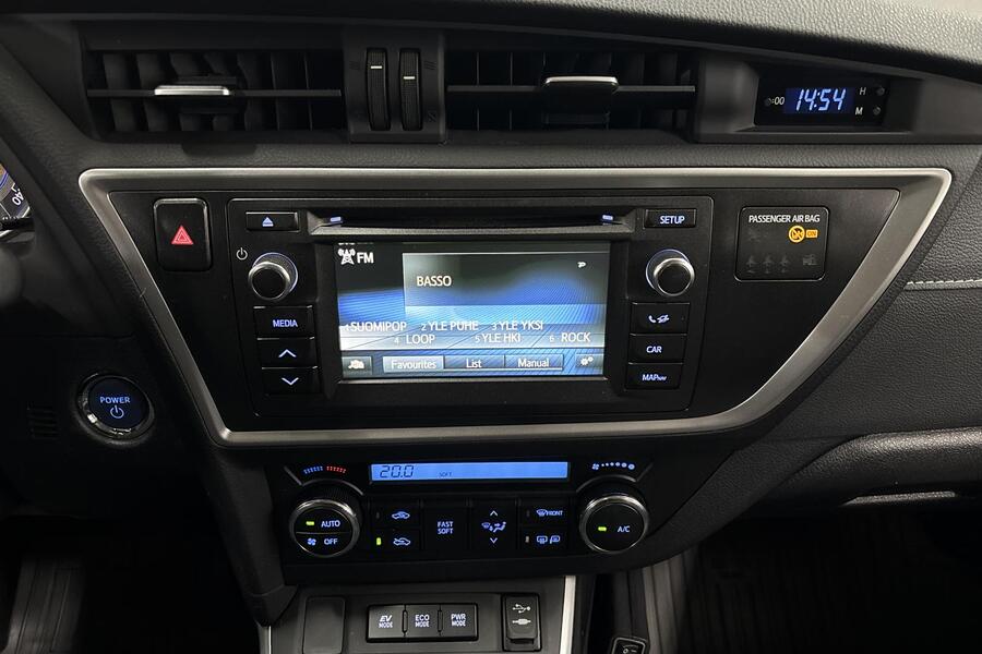 Toyota Auris vaihtoauto