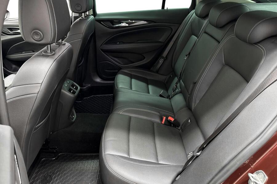 Opel Insignia vaihtoauto