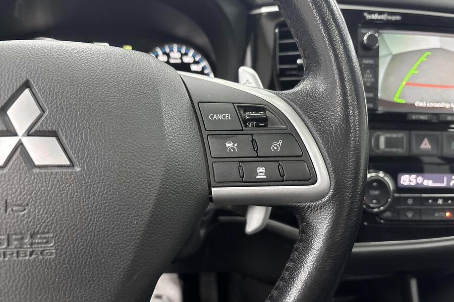 Mitsubishi Outlander PHEV vaihtoauto