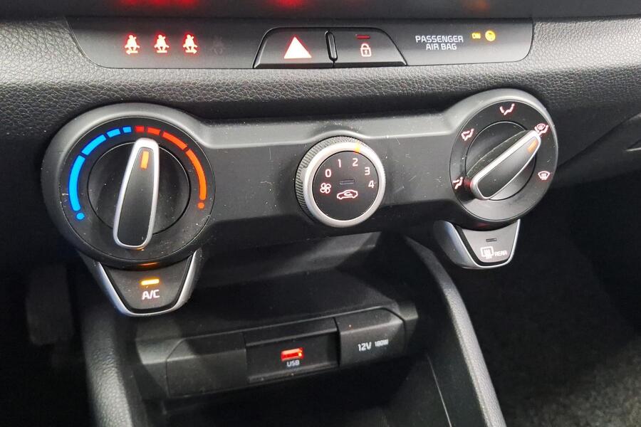 Kia Stonic vaihtoauto