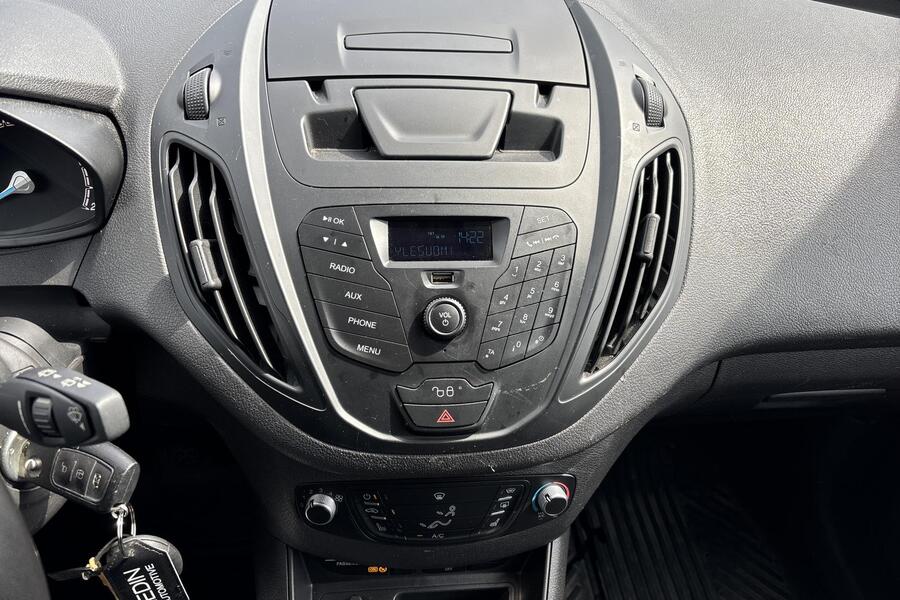 Ford Transit Courier vaihtoauto
