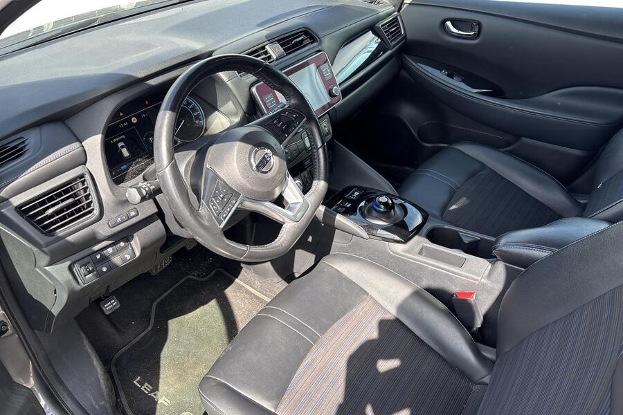 Nissan Leaf vaihtoauto