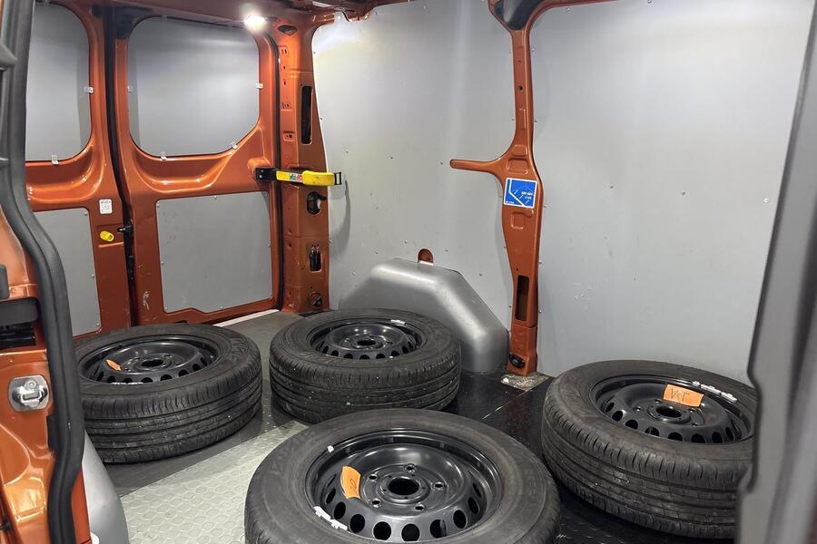 Ford Transit Custom vaihtoauto