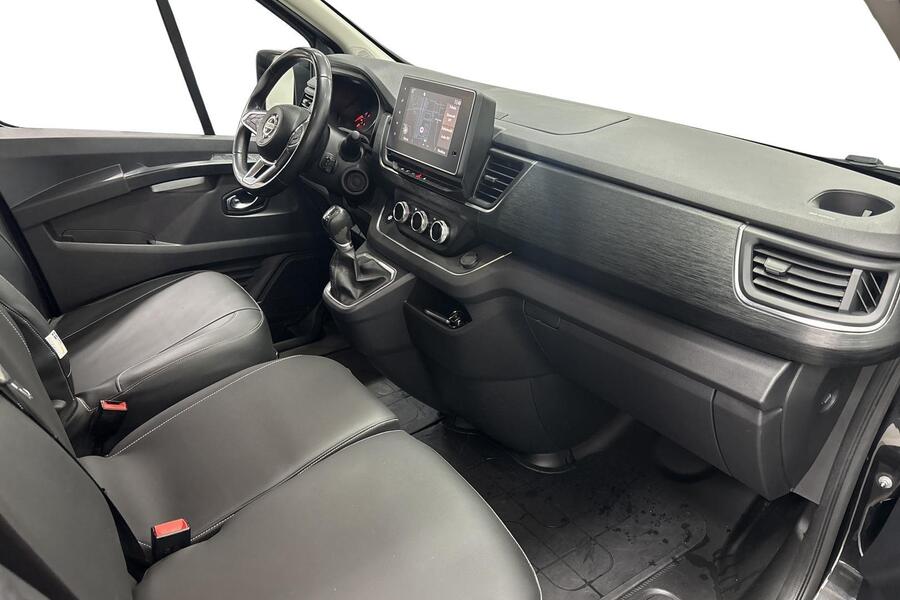 Nissan Primastar vaihtoauto