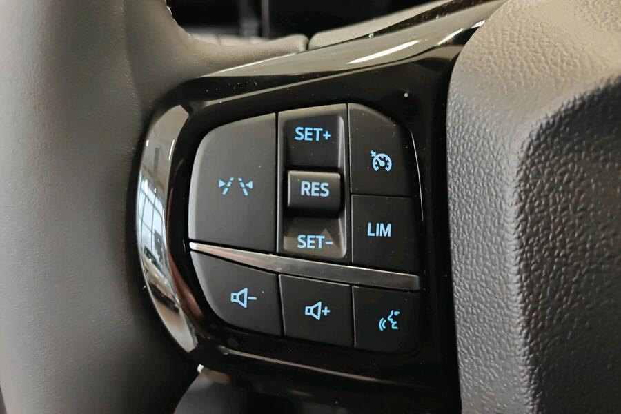 Ford Puma Gen-E vaihtoauto