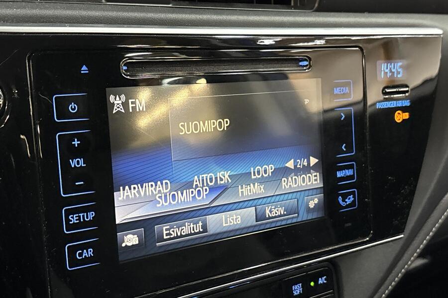 Toyota Auris vaihtoauto