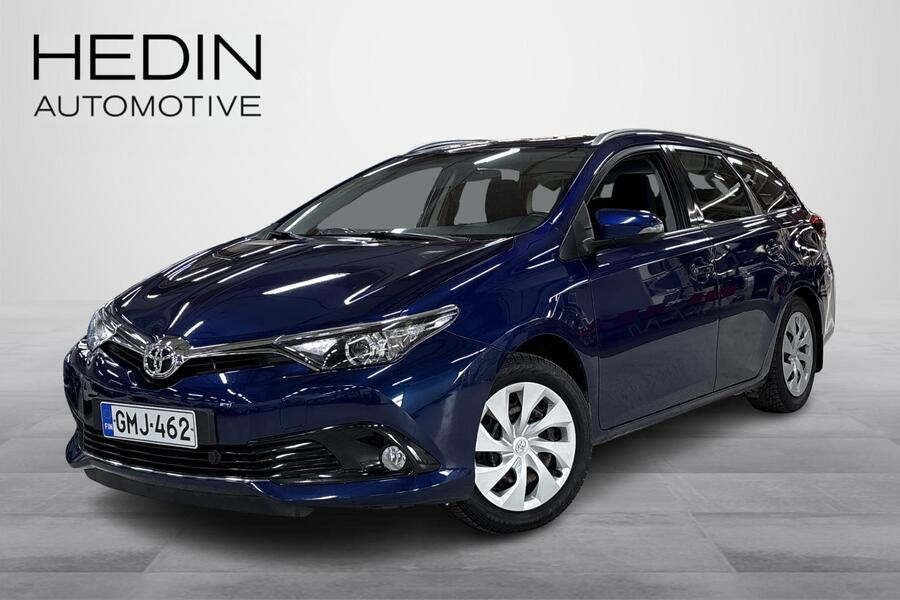 Toyota Auris vaihtoauto