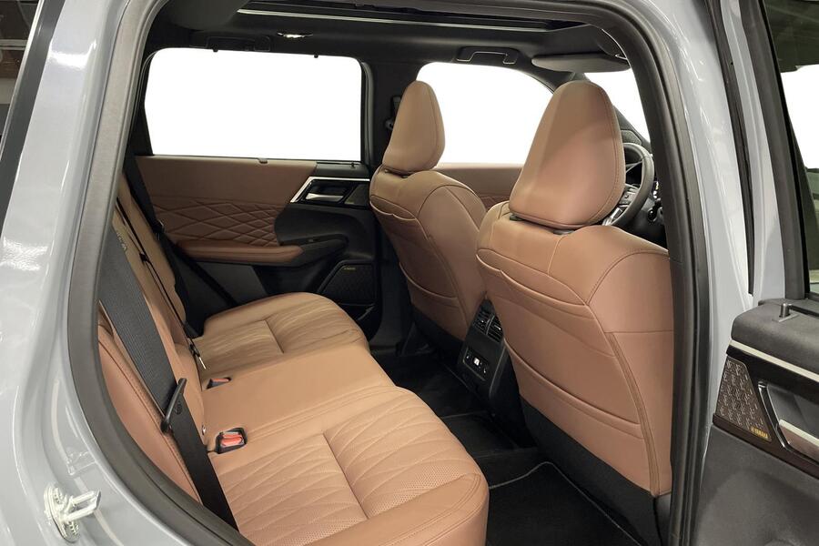 Mitsubishi Outlander vaihtoauto