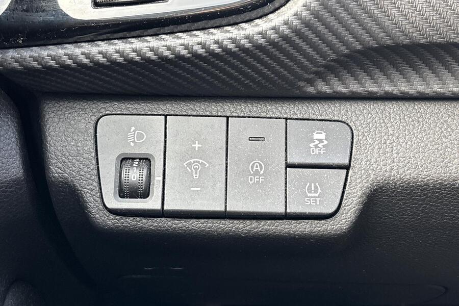 Kia Stonic vaihtoauto