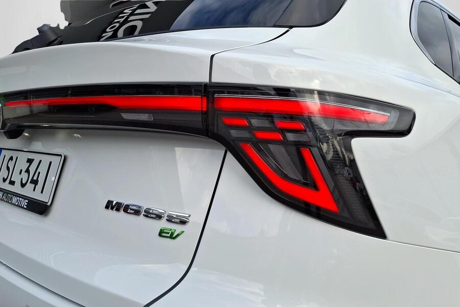 MG MGS5 EV vaihtoauto