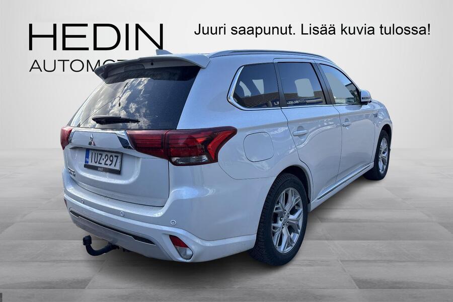 Mitsubishi Outlander PHEV vaihtoauto