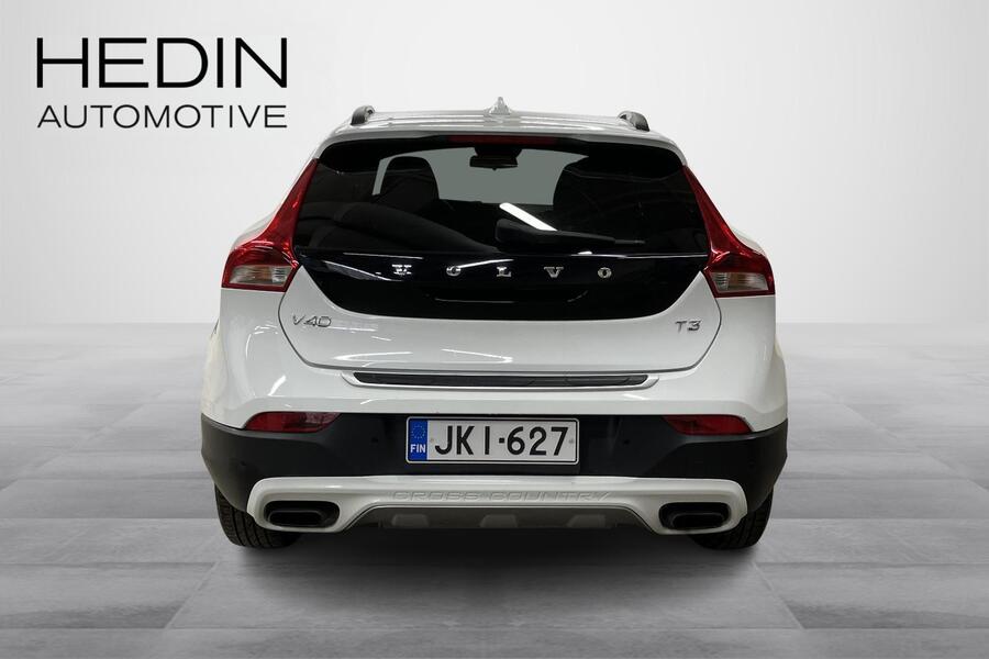 Volvo V40 Cross Country vaihtoauto