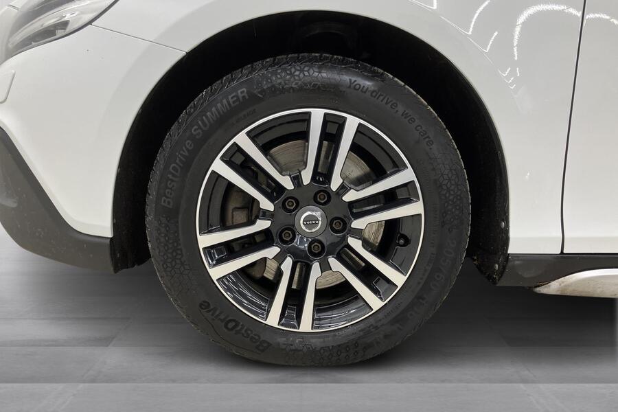 Volvo V40 Cross Country vaihtoauto