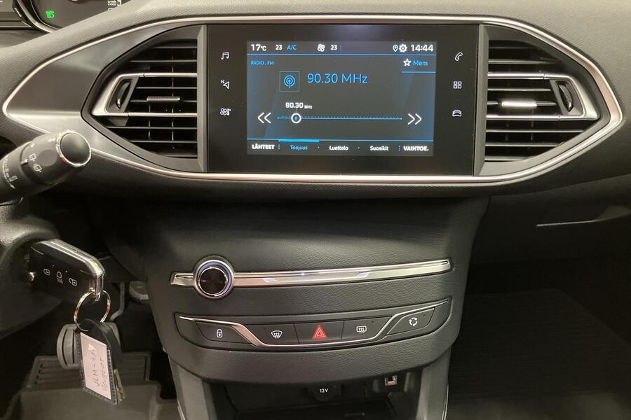 Peugeot 308 vaihtoauto