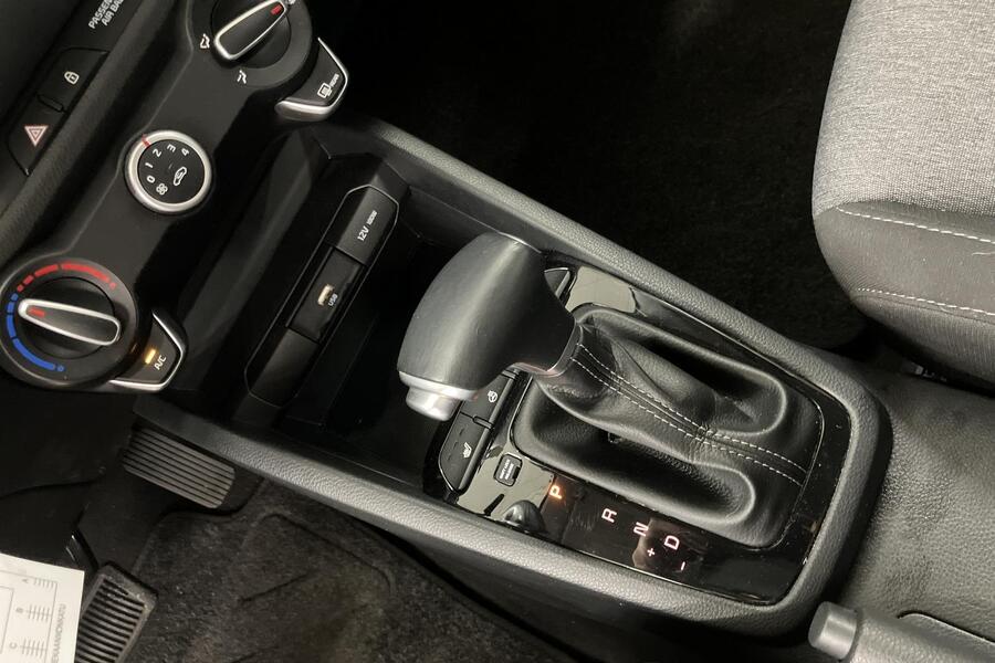 Kia Stonic vaihtoauto